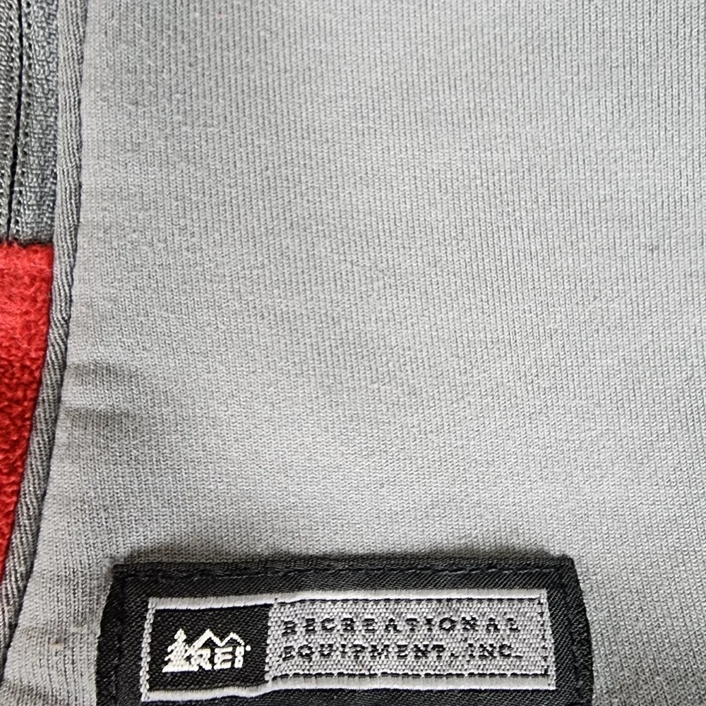 REI POLARTEC Red And Gray Full Zip Jacket Fleece Front Zip Pockets